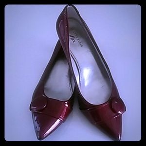 ANNE KLEIN I-FLEX RED KITTEN HEELS SIZE 8.5W